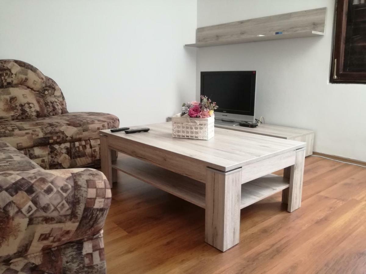 Apartment Ivan Марина Екстериор снимка