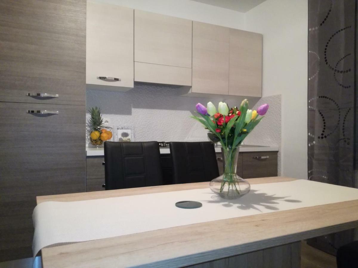 Apartment Ivan Марина Екстериор снимка