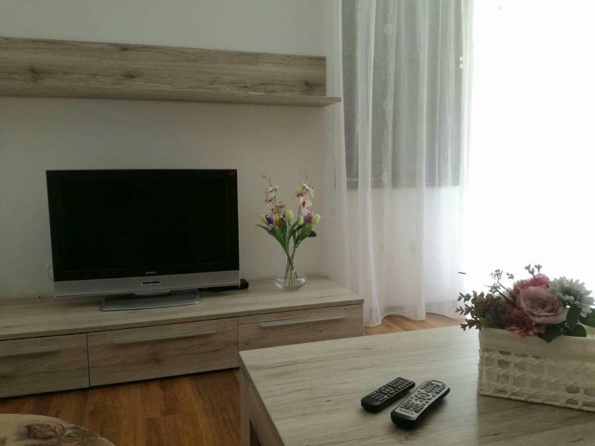 Apartment Ivan Марина Екстериор снимка