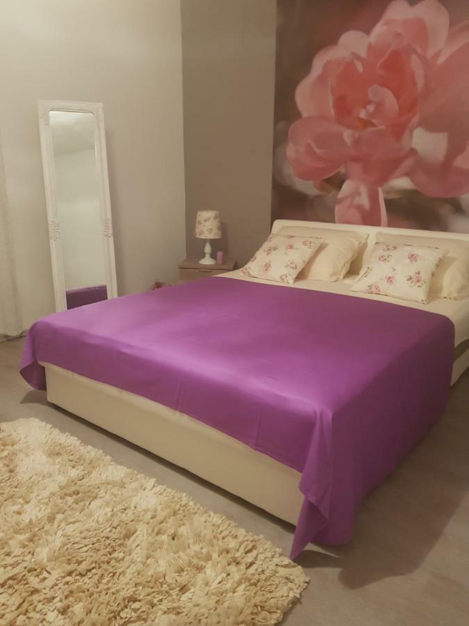 Apartment Ivan Марина Екстериор снимка